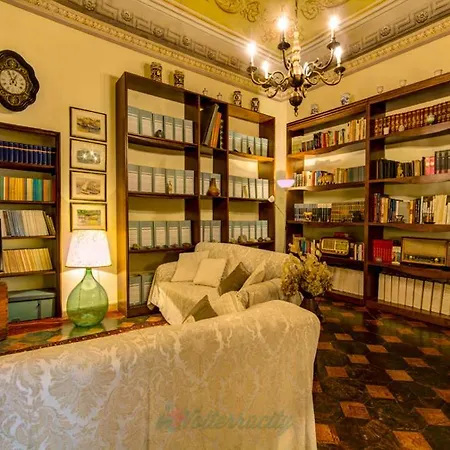 Residenza Storica Palazzo Ricciarelli Вольтерра