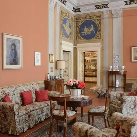 Вилла Residenza Storica Palazzo Ricciarelli Вольтерра
